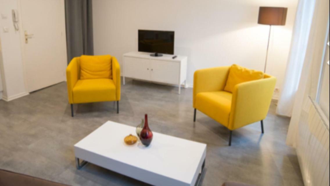 Bel Appartement Au Coeur Du Centre Historique Bourges Bagian luar foto